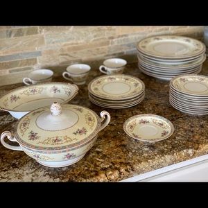 Antique Noritaké Nippon Toki Kaishia China  Set